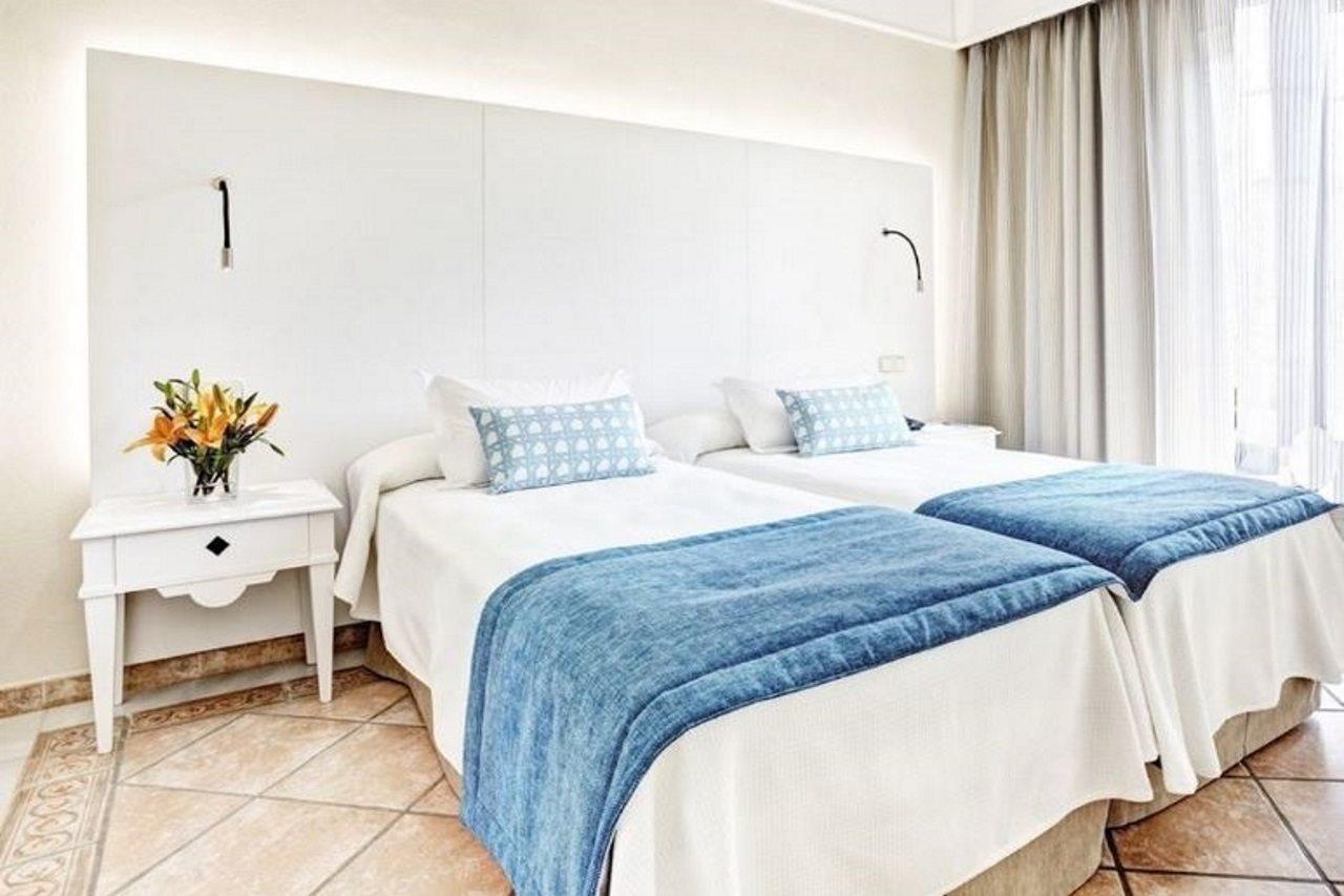 Grupotel Playa Club ソン・ショリゲル エクステリア 写真